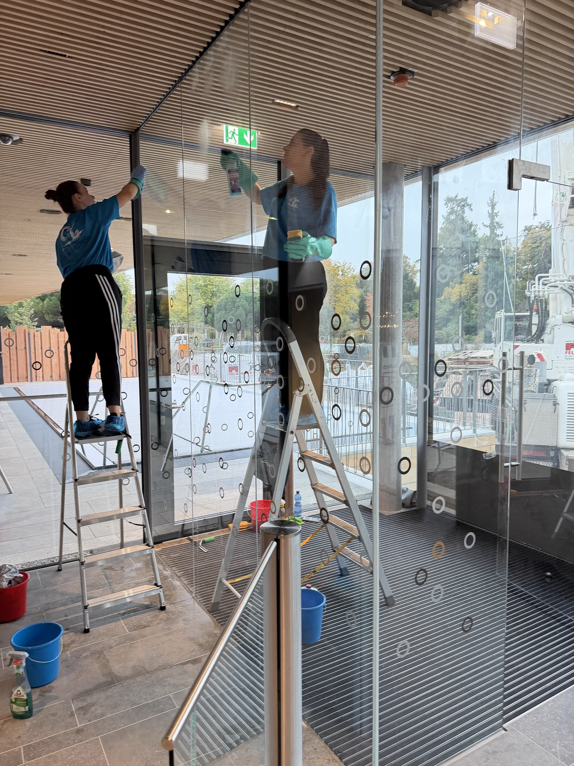 Glasreinigung in der Therme Bad Dürkheim durch Clean Tech